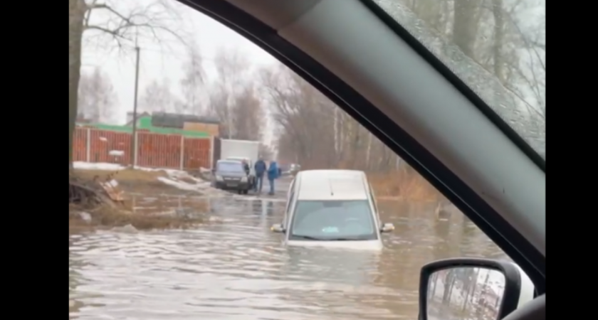 В администрации Рязани прокомментировали инцидент с затонувшим автомобилем в Дягилеве