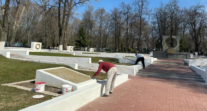 В Рязани начали благоустраивать кладбища и мемориальные комплексы