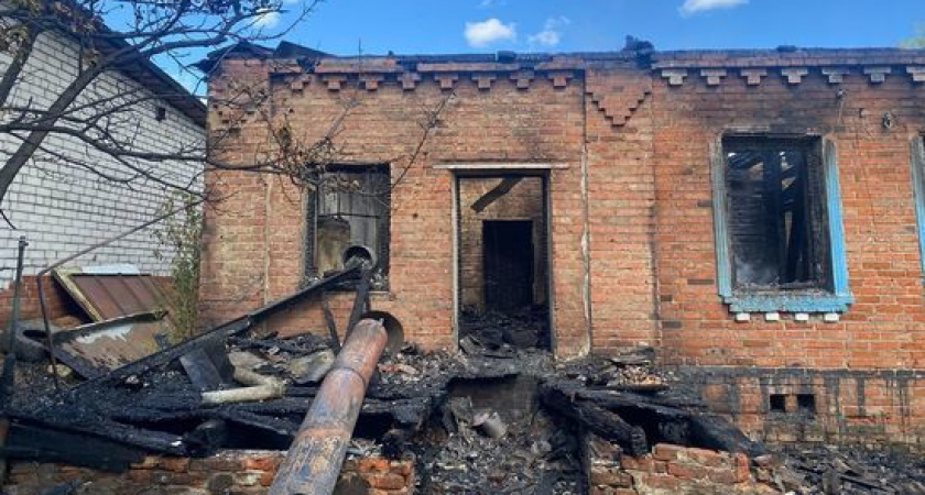 СК начал проверку после смерти 67-летней женщины на пожаре в Рыбновском районе