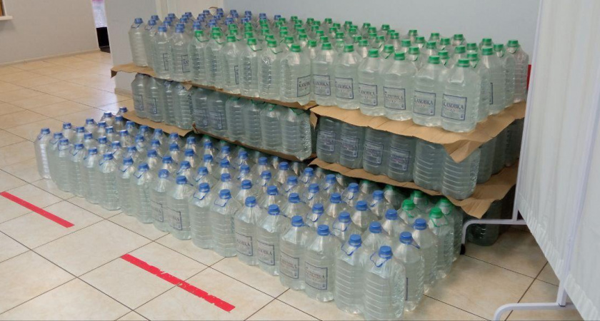 Жители Рязани передали 2000 литров питьевой воды в Херсонскую область