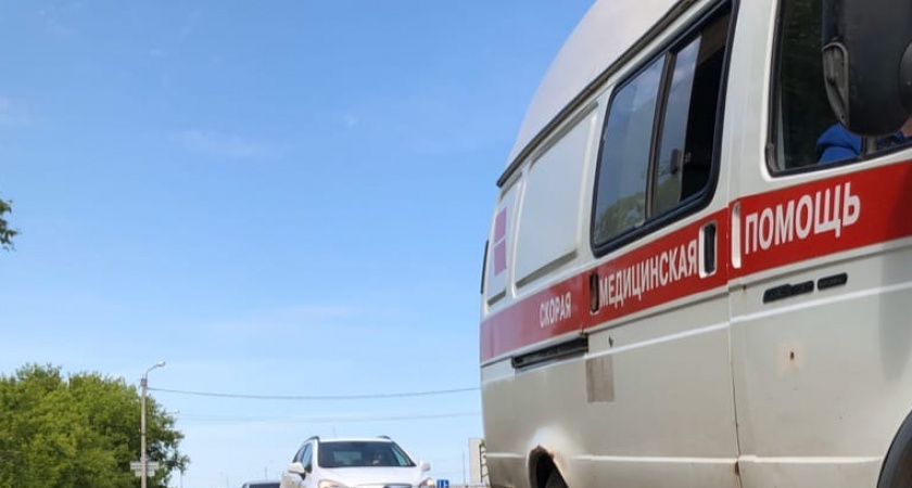 На Солотчинском шоссе в Рязани легковой автомобиль сбил 59-летнего велосипедиста