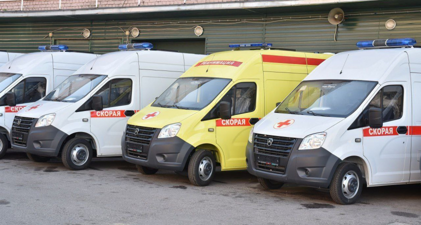 В районы Рязанской области поступит 8 машин скорой помощи