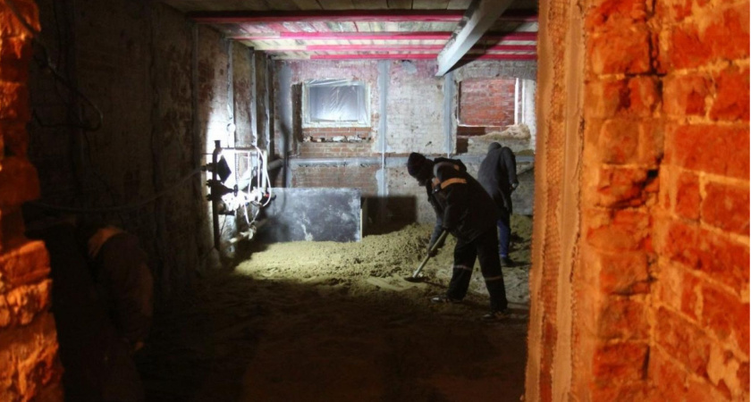 При ремонте школы № 1 имени В. П. Екимецкой рабочие нашли подземный этаж здания
