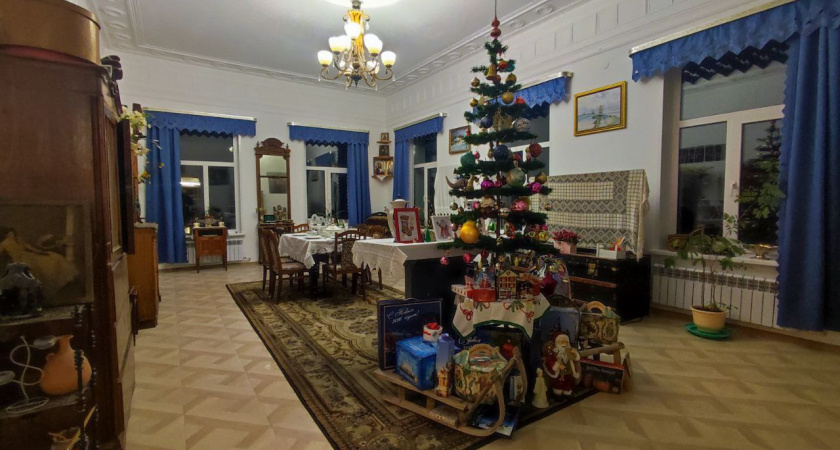 Губернатор Малков посетил «дом с характером» в Касимовском районе
