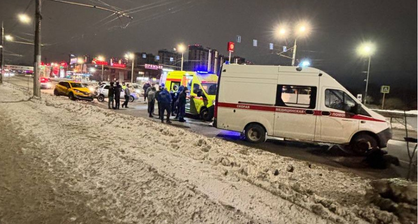 В Рязани водитель иномарки сбил шесть человек