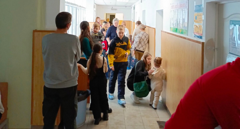 Жители Рязани пожаловались на очереди в детской поликлинике №6 утром 26 февраля