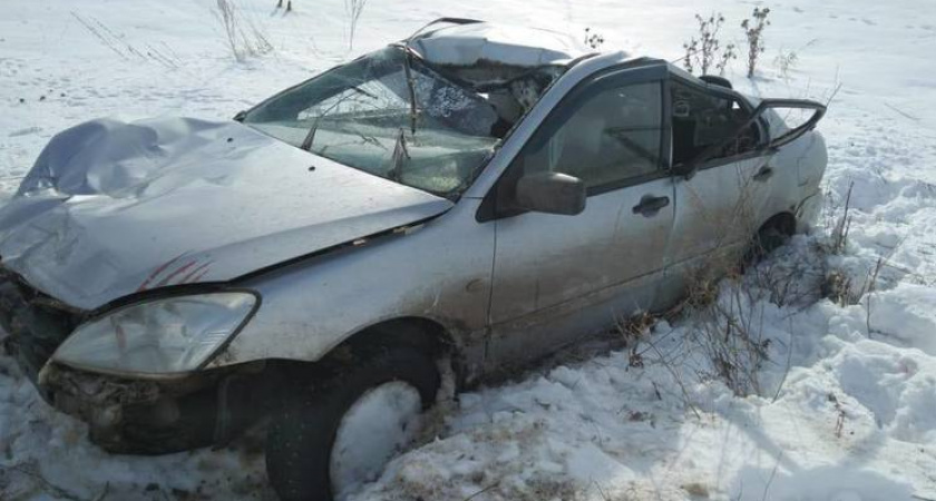В Сапожковском районе в серьезном ДТП пострадал 21-летний водитель Mitsubishi
