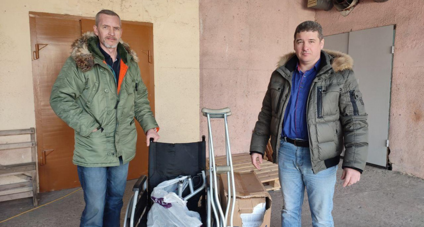 В Новокаховском округе жителю с инвалидностью доставили гумпомощь из Рязани