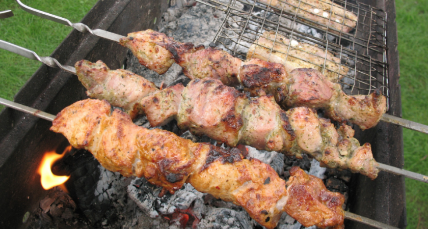 Сталин ел только такой шашлык: с этим маринадом мясо получается невероятно нежным и сочным