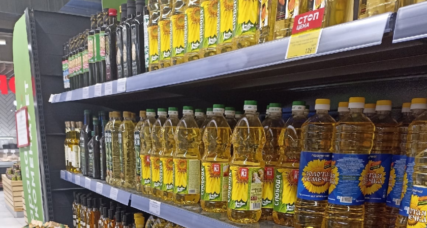 Янтарная отрава в бутылке: в Роскачестве назвали марки растительного масла, которые испортят любое блюдо