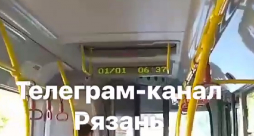 Рязанские автобусы перестали показывать температуру после жалоб горожан на жару