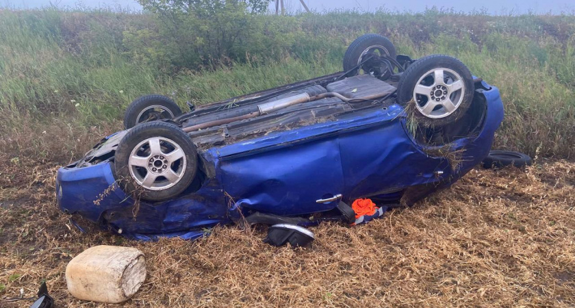 В Сасовском районе после опрокидывания погиб водитель Lifan