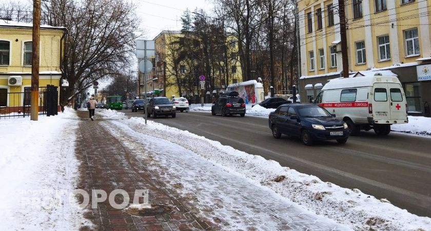 Водителей Рязани предупреждают о гололеде на дорогах