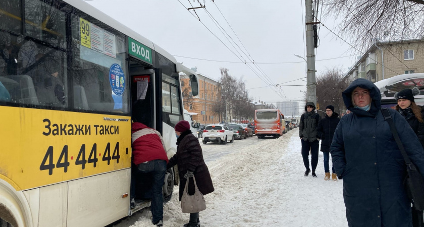 Люди готовы расцеловать Мишустина: утверждены выходные и праздничные дни в 2025 году. Россиян ждёт приятный сюрприз