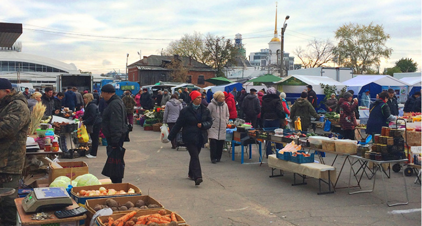 Жители Рязани купили 10,5 тонн мяса и 2 тонны рыбы на ярмарках выходного дня