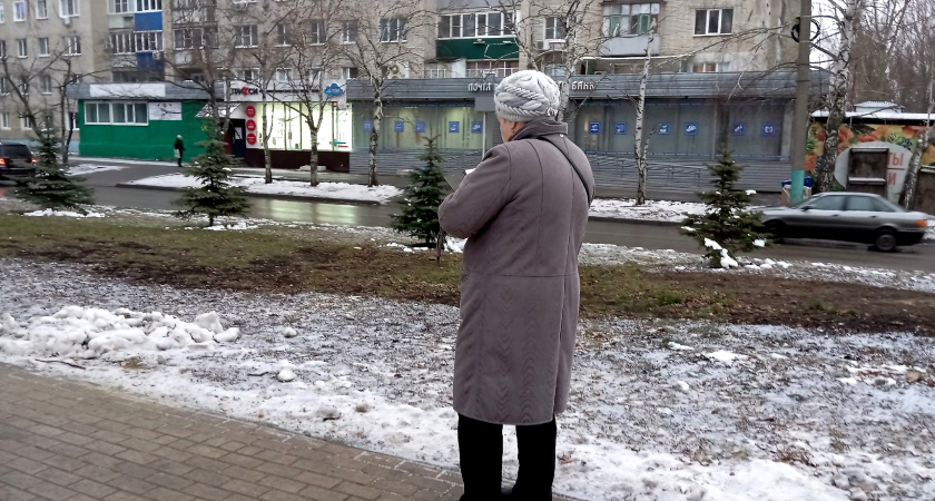 Указ одобрили и подписали: пенсионеры с 1 февраля начнут получить на карточку заветную выплату с четырьмя нулями