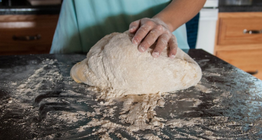 Одна пыль, а не мука: Роскачество выявило 5 брендов пшеничной муки, которые лучше не покупать