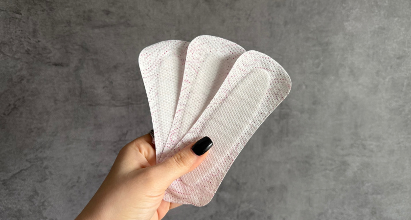 Плесень в пачке: Роскачество перечислило худшие бренды прокладок