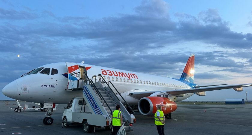 Стюардесса поделилась, каких мест в самолёте следует избегать любой ценой