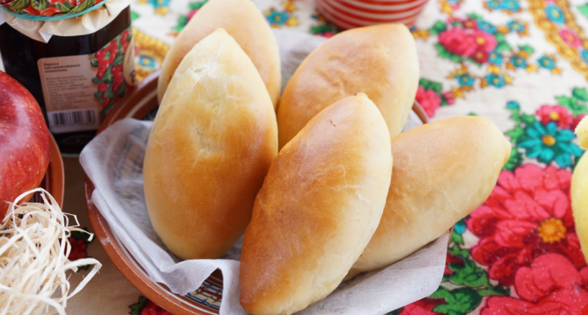 Готовим ленивые пирожки всего за 2 минуты — духовку включать не придется: готовятся быстрее, чем закипит чайник