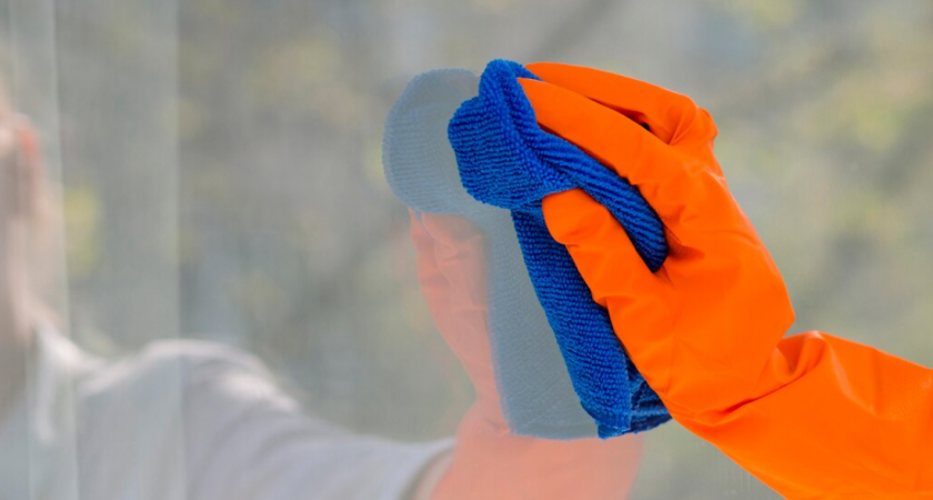 10 капель на 2 литра — и окна прозрачнее горного хрусталя — клинеры рассекретили