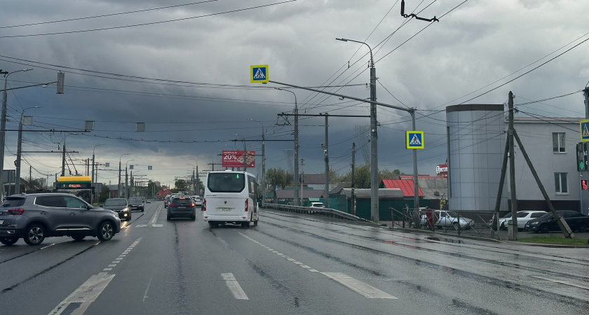 На трассе М-5 в Рязанской области перевернулась фура