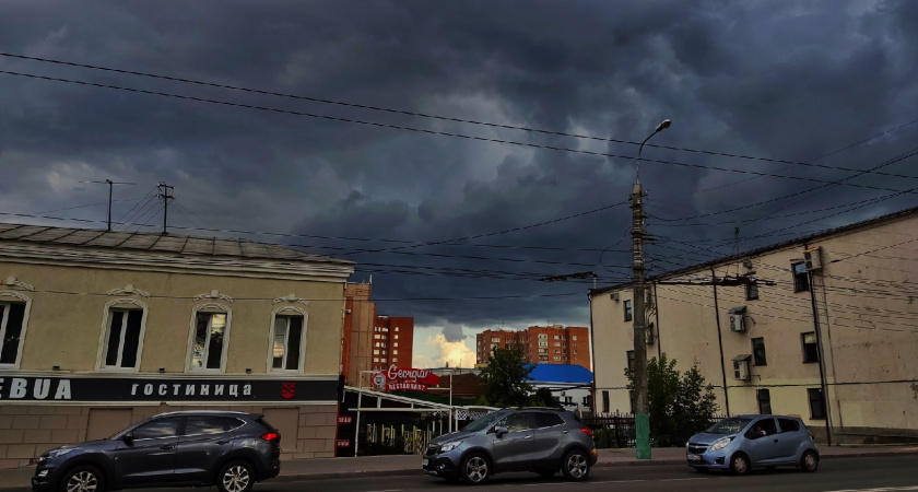 Редкие мамматусы украсили небо над Рязанью