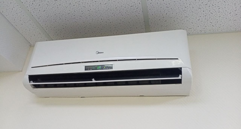 Нужно ли закрывать окно, когда включаешь кондиционер. Запомните раз и навсегда