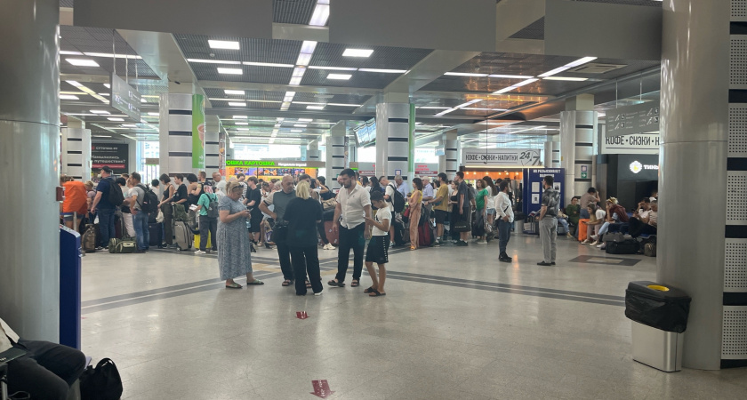 "С этими в один отель? Ни за какие деньги!": с какими иностранцами не хотят отдыхать туристы из России