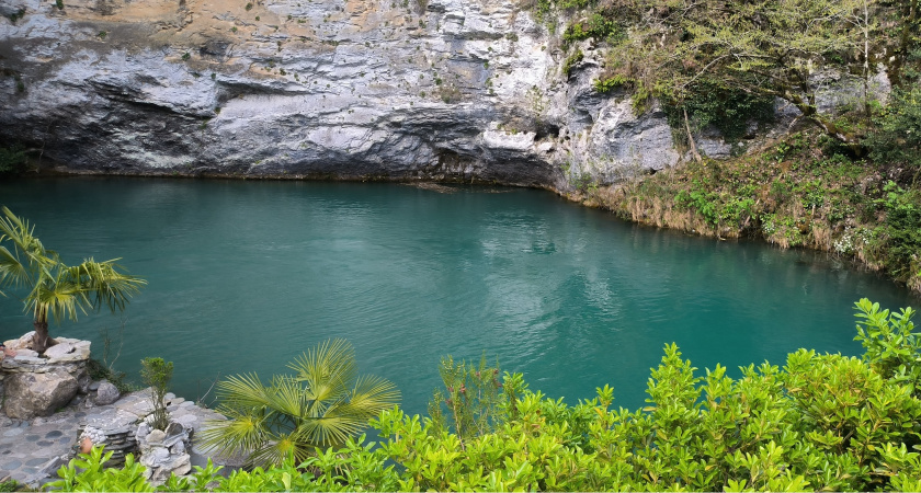 «Не верьте страшилкам. Все врут»: правду об Абхазии рассказала российская туристка