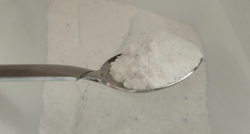 Стирают круче элитных, а стоят копейки: названы 5 лучших стиральных порошков по версии Роскачества