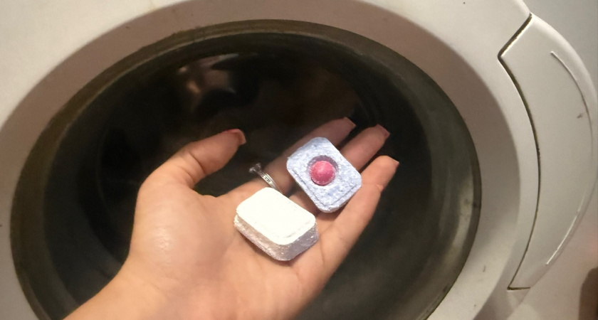 Сделайте так, и вся грязь выйдет из стиральной машины, а стирка не будет иметь неприятного запаха