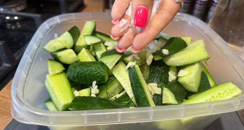 Жаль, что раньше не знал, как хранить огурцы свежими 5-6 месяцев до самого Нового Года без консервации