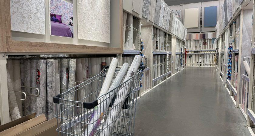 5 минут - и намертво приклеенные обои лежат на полу: делаю одно простое действие - сразу можно клеить новые