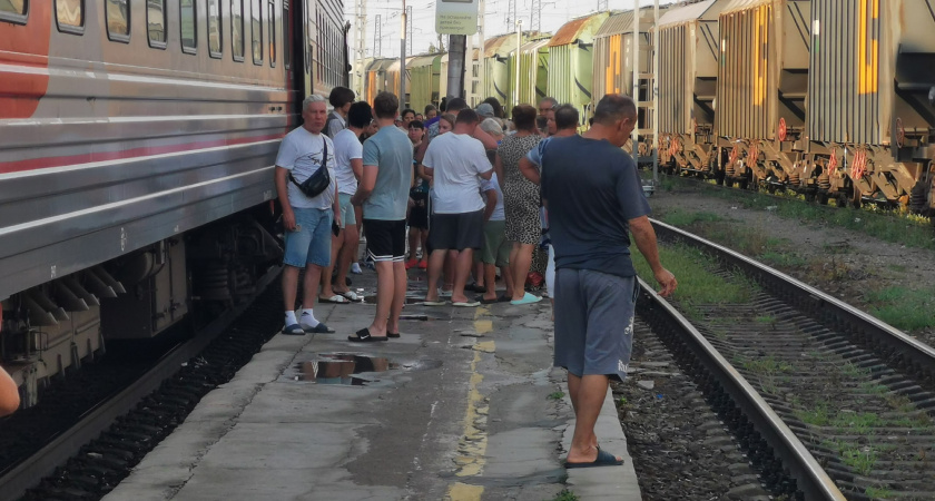 «Загнала пассажиров не в тот поезд»: туристы рассказали о провальной ошибке проводника - честно и без прикрас