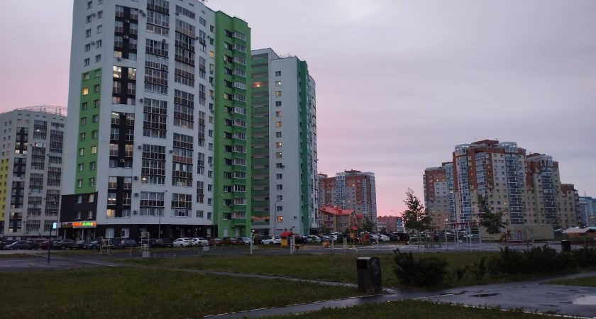 «Они все одноразовые»: Почему покупать дома, построенные после 2022 года, может быть не лучшей идеей – прораб сказал правду о качестве жилья