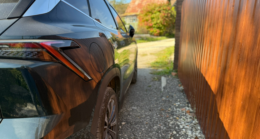 Почему многие профессиональные водители паркуют авто с вывернутым рулём - запомните раз и навсегда