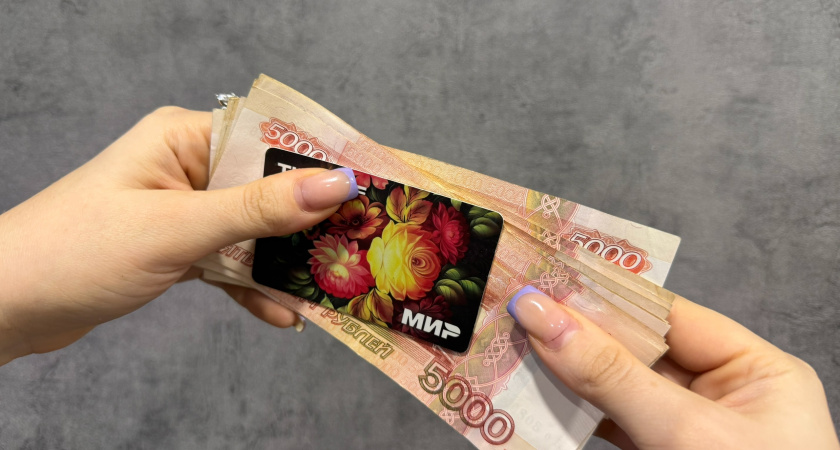 Прокуратура через суд пытается вернуть пенсионеру украденные деньги