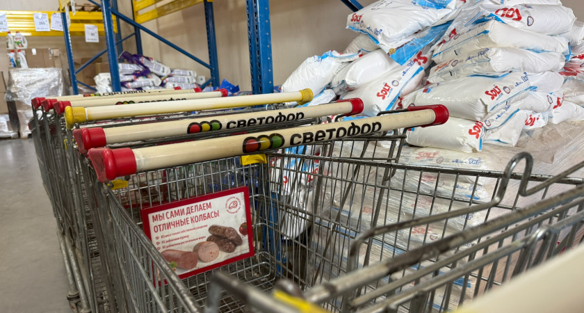 Заехала в Светофор на 5 минут, а там очередь в километр: взяла идеальную садовую мебель за 1700 руб и другие полезности - берите на заметку