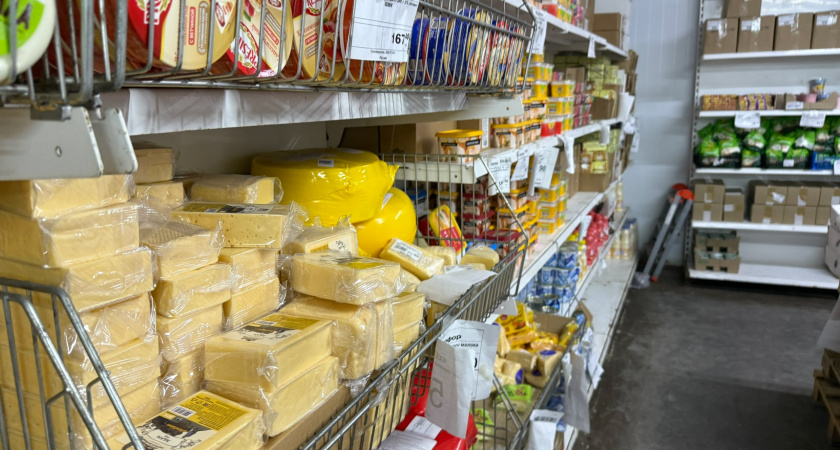 В Светофор завезли плавленый сыр Хохланд с ветчиной: Решила попробовать на бутерброды – вспомните мой отзыв перед покупкой