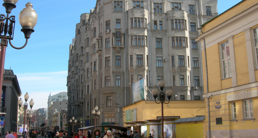 7 городов, куда россияне уезжают после выхода на пенсию: природа, комфорт и низкие цены — райская жизнь