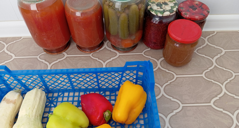 Храню зимние заготовки в 5 местах квартиры: банки не взрываются при +25°C - все заготовки свежие до весны