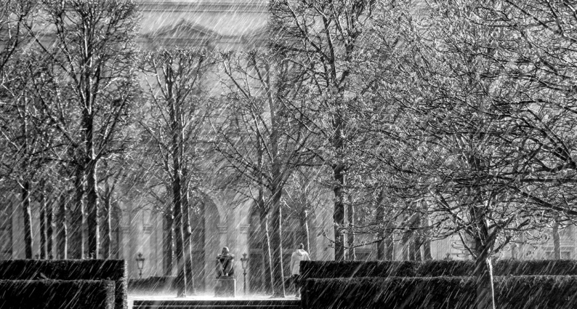 Холод придет резко и без стука: Вильфанд сказал россиянам, когда закончится теплая погода