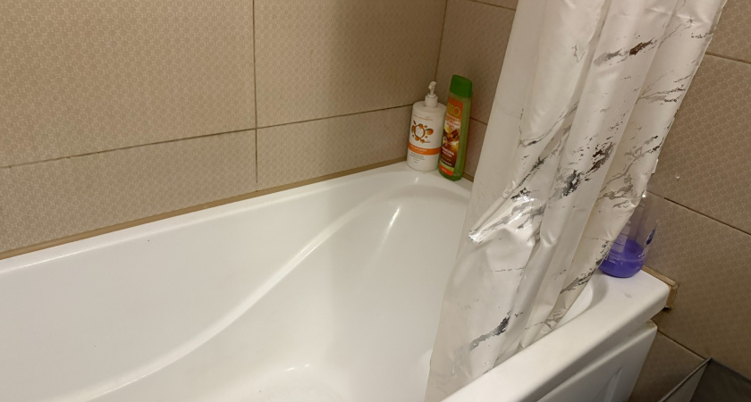 3 ложки на губку — и ванна станет белее снега, засияет даже в кромешной темноте: ни налета, ни ржавчины — проверенный опытными хозяйками самый простой лайфхак