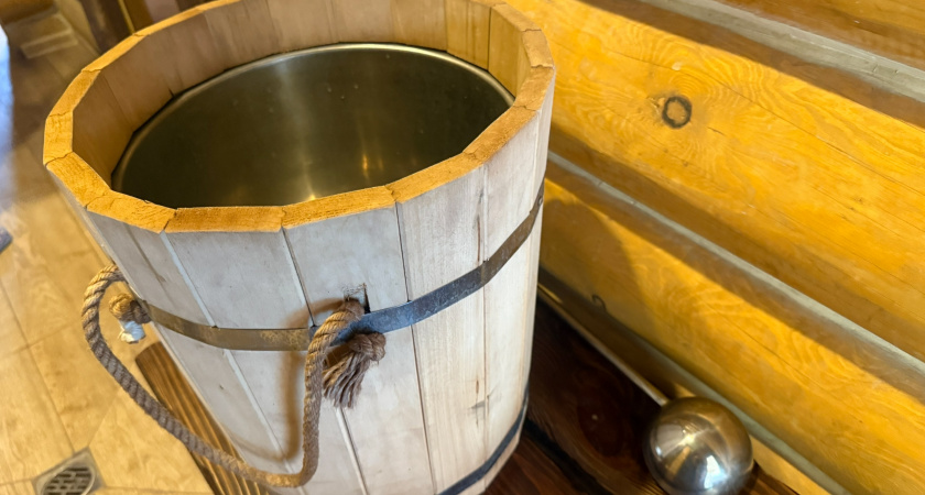 Почему у русских крестьян бани стояли как новые и не гнили веками: хитрый навык русских мужиков, удивлявший иностранцев