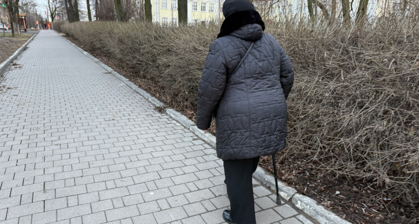 5 лет работаю в доме престарелых: больше не могу молчать - как дети бросают родителей и что с ними происходит