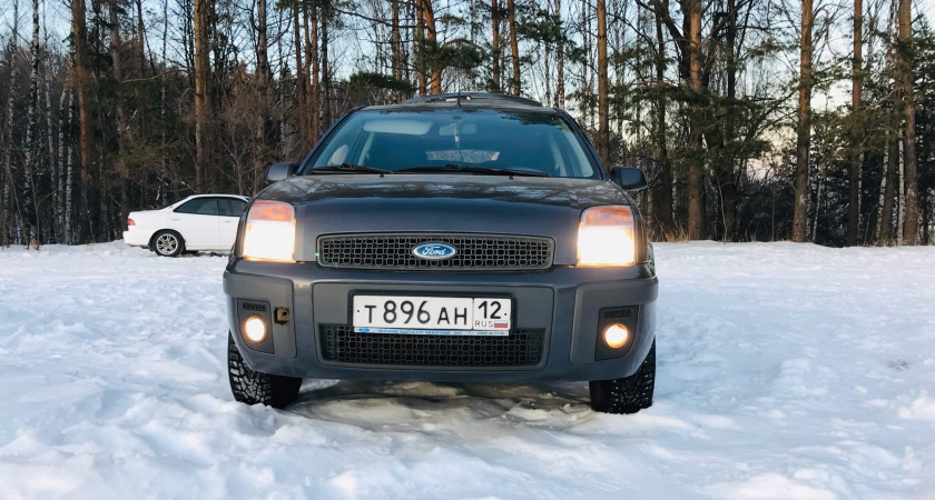 Зачем сибирские водители всегда возят с собой зимой литр не питьевого спирта: многим в дороге спасло жизни - теперь следую их примеру