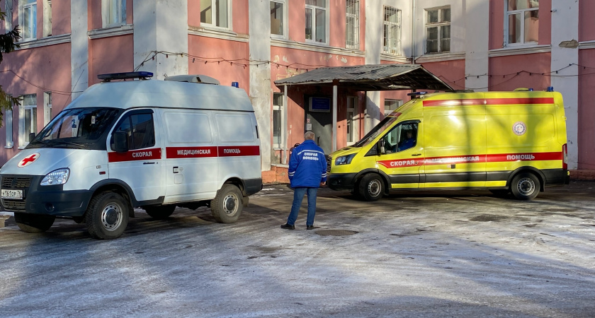 Под Скопином автомобиль насмерть сбил 39-летнего мужчину