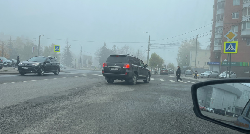 В центре Рязани водитель маршрутки устроил опасный обгон