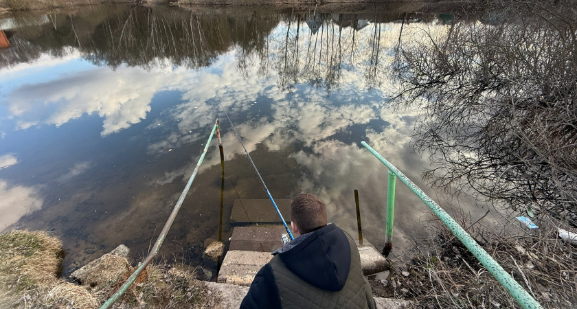 Рязанец завершил сезон рыбалки, вытащив из Оки крупную щуку